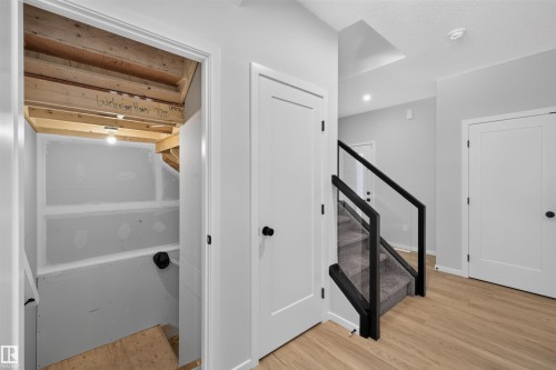 7722 174A Avenue Nw, Edmonton, AB - Indoor Photo Showing Other Room