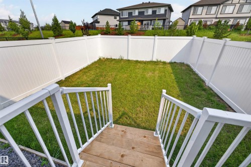 7722 174A Avenue Nw, Edmonton, AB - Outdoor