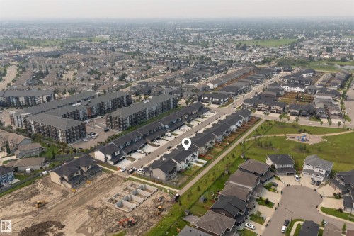 7722 174A Avenue Nw, Edmonton, AB -  With View