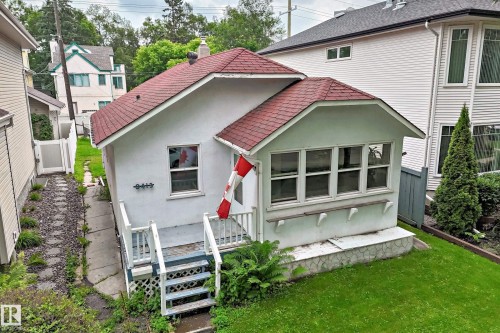 9413 101 Street Nw, Edmonton, AB - Outdoor With Exterior