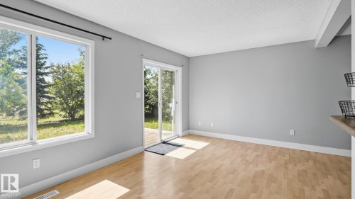 5507 163 Avenue Nw, Edmonton, AB - Indoor Photo Showing Other Room
