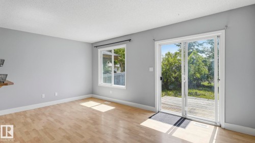 5507 163 Avenue Nw, Edmonton, AB - Indoor Photo Showing Other Room