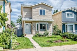 7209 183b Street NW  Edmonton, AB T5T 3Z6