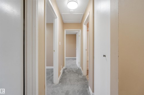 #8 14120 80 St Nw, Edmonton, AB - Indoor Photo Showing Other Room