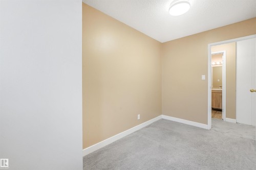 #8 14120 80 St Nw, Edmonton, AB - Indoor Photo Showing Other Room