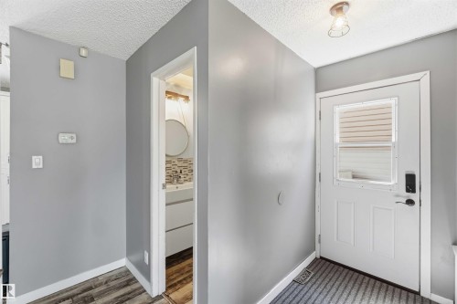 135 Birch Drive, Gibbons, AB - Indoor Photo Showing Other Room