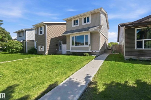 135 Birch Drive, Gibbons, AB - Outdoor With Facade