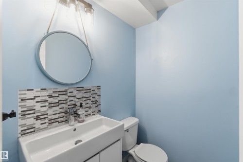 135 Birch Drive, Gibbons, AB - Indoor Photo Showing Bathroom