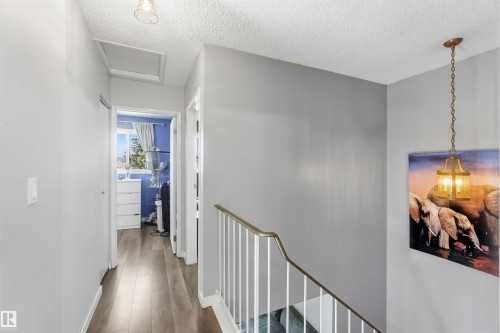 135 Birch Drive, Gibbons, AB - Indoor Photo Showing Other Room