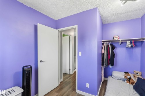 135 Birch Drive, Gibbons, AB - Indoor Photo Showing Bedroom