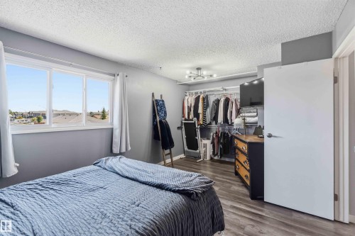 135 Birch Drive, Gibbons, AB - Indoor Photo Showing Bedroom