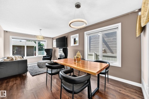 15503 95 Avenue Nw, Edmonton, AB - Indoor