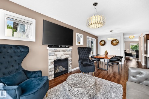 15503 95 Avenue Nw, Edmonton, AB - Indoor Photo Showing Living Room With Fireplace