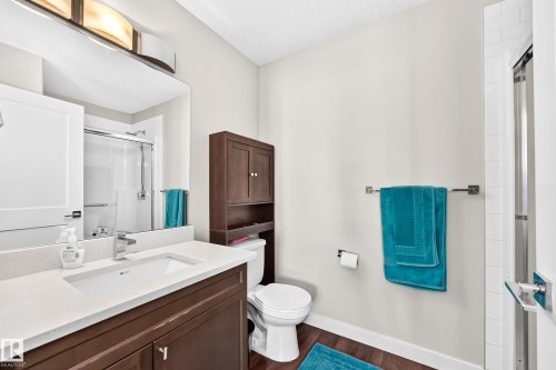 15503 95 Avenue Nw, Edmonton, AB - Indoor Photo Showing Bathroom