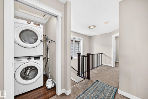 15503 95 Avenue Nw, Edmonton, AB - Indoor Photo Showing Laundry Room