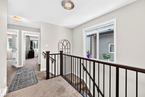 15503 95 Avenue Nw, Edmonton, AB - Indoor Photo Showing Other Room
