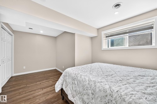 15503 95 Avenue Nw, Edmonton, AB - Indoor Photo Showing Bedroom