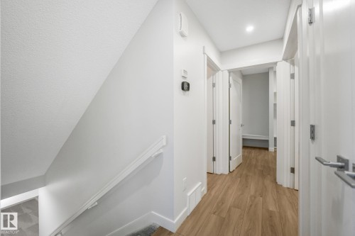 6404 176 Avenue Nw, Edmonton, AB - Indoor Photo Showing Other Room