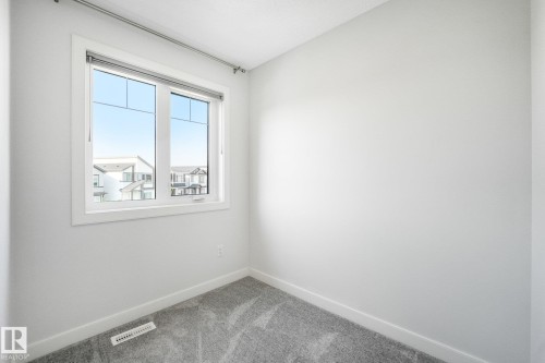 6404 176 Avenue Nw, Edmonton, AB - Indoor Photo Showing Other Room