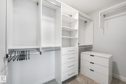 6404 176 Avenue Nw, Edmonton, AB - Indoor With Storage