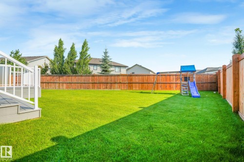 6404 176 Avenue Nw, Edmonton, AB - Outdoor With Backyard