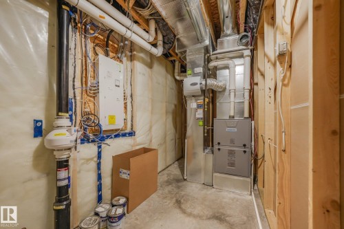 6404 176 Avenue Nw, Edmonton, AB - Indoor Photo Showing Basement