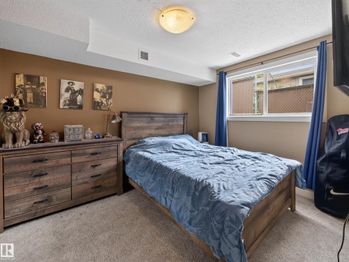 10136 81 Street Nw, Edmonton, AB - Indoor Photo Showing Bedroom