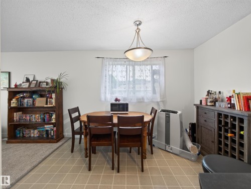 10136 81 Street Nw, Edmonton, AB - Indoor Photo Showing Dining Room
