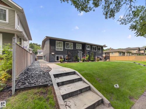 10136 81 Street Nw, Edmonton, AB - Outdoor
