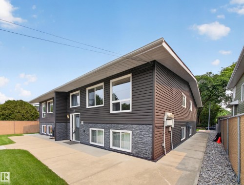 10136 81 Street Nw, Edmonton, AB - Outdoor