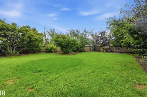 219 Buchanan Close Nw, Edmonton, AB - Outdoor With Backyard