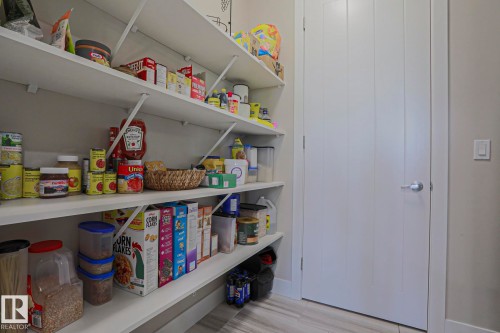 91 Danfield Place, Spruce Grove, AB - Indoor With Storage