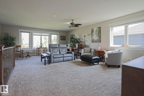 91 Danfield Place, Spruce Grove, AB - Indoor Photo Showing Living Room