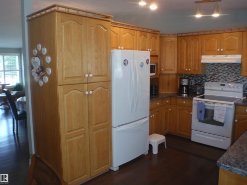 5802 53 Street, Barrhead, AB - Indoor Photo Showing Kitchen