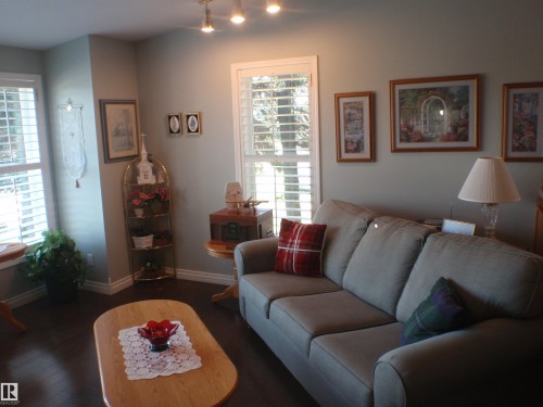 5802 53 Street, Barrhead, AB - Indoor Photo Showing Living Room