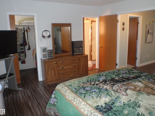5802 53 Street, Barrhead, AB - Indoor Photo Showing Bedroom