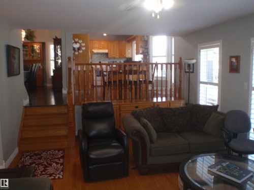 5802 53 Street, Barrhead, AB - Indoor Photo Showing Living Room