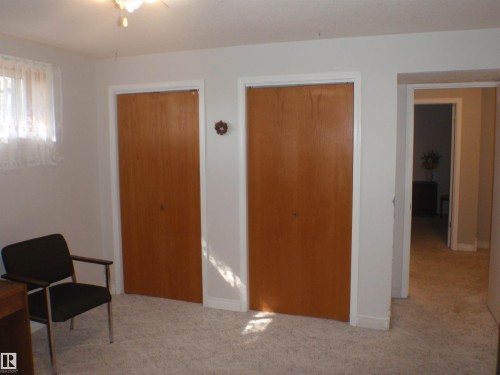 5802 53 Street, Barrhead, AB - Indoor