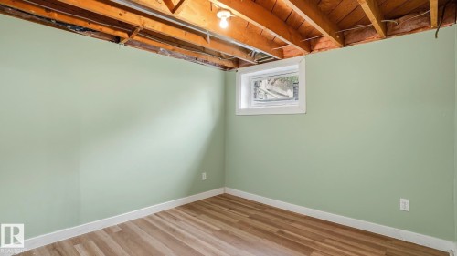 11617 84 Street Nw, Edmonton, AB - Indoor