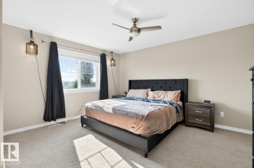 Carpeted bedroom with neutral-toned walls - 109 Selkirk Place, Leduc, AB - Indoor Photo Showing Bedroom