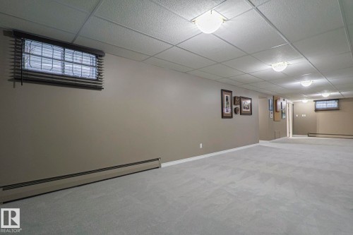 13304 70 Street Nw, Edmonton, AB - Indoor