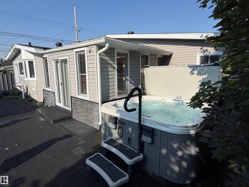 13304 70 Street Nw, Edmonton, AB - Outdoor With Exterior