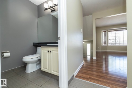 #11 9703 174 St Nw, Edmonton, AB - Indoor Photo Showing Bathroom