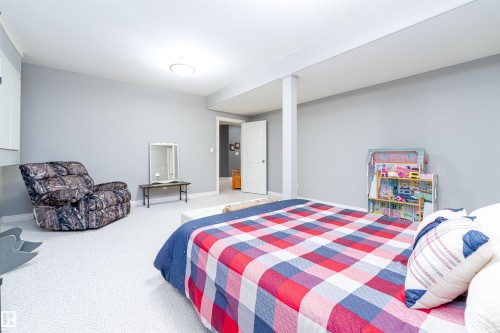 156 Greenfield Way, Fort Saskatchewan, AB - Indoor Photo Showing Bedroom