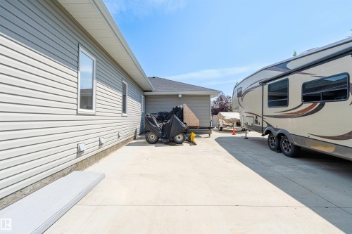156 Greenfield Way, Fort Saskatchewan, AB - Outdoor With Exterior