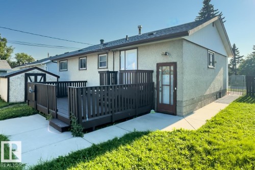 13517 136 Street Nw, Edmonton, AB - Outdoor With Deck Patio Veranda With Exterior