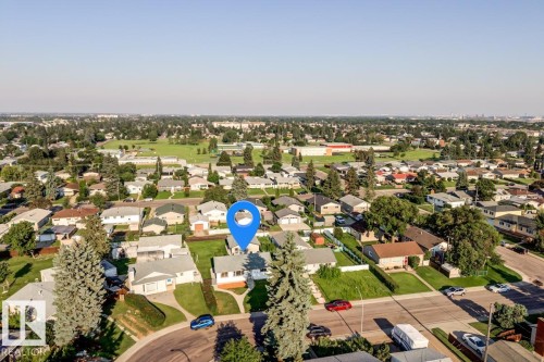 13517 136 Street Nw, Edmonton, AB - Outdoor With View