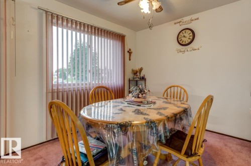 13517 136 Street Nw, Edmonton, AB - Indoor Photo Showing Dining Room