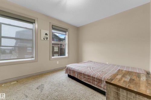 2107 Casselman Link Sw, Edmonton, AB - Indoor Photo Showing Bedroom