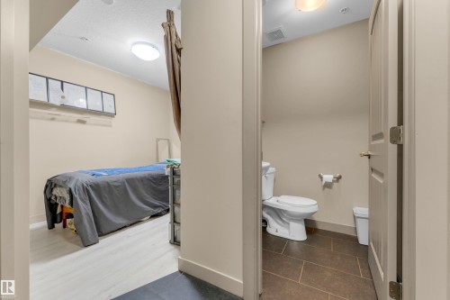 2107 Casselman Link Sw, Edmonton, AB - Indoor Photo Showing Bathroom